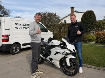 Yamaha R6 verkocht
